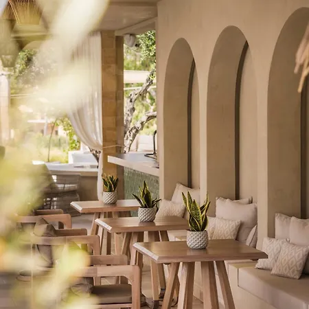 Отель Thalassa Boutique - Adults Only